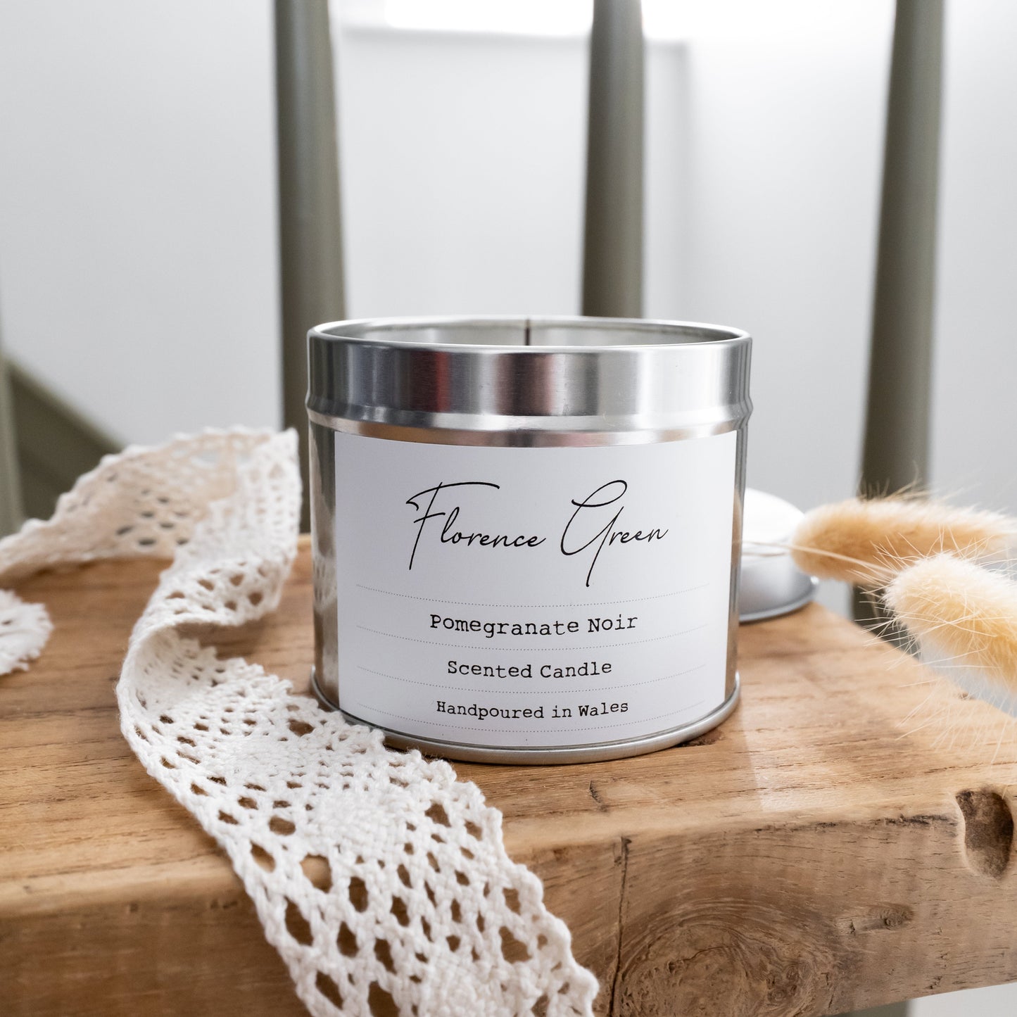 Pomegranate Noir Medium Tin Candle