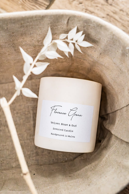 Velvet Rose & Oud Scented Candle