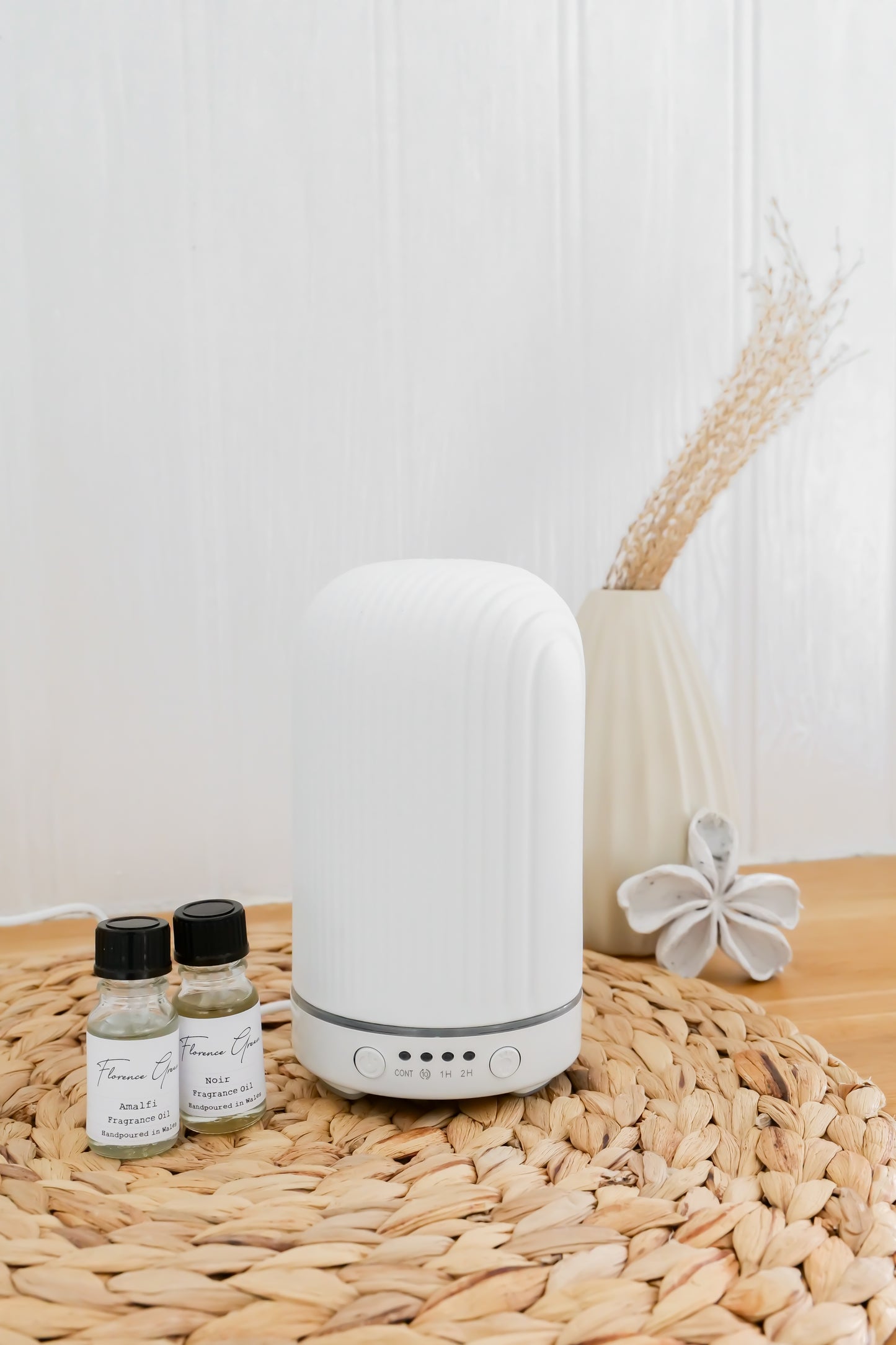 CERAMIC ELECTRIC DIFFUSER & OIL SET