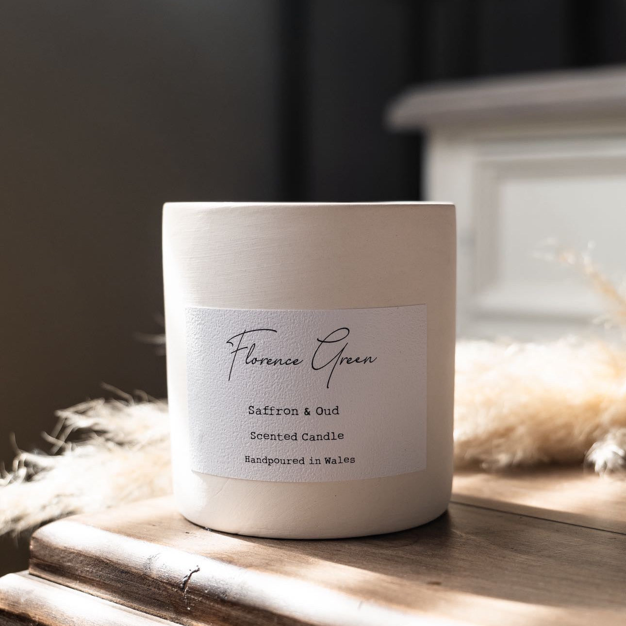 Oud Noir Large Ceramic Candle