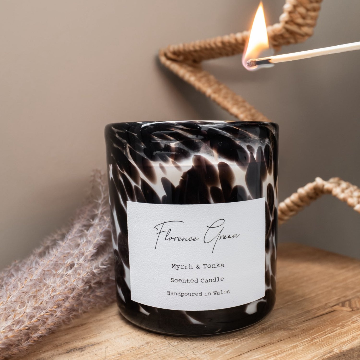 Myrrh & Tonka Large Tort Double Wick Candle