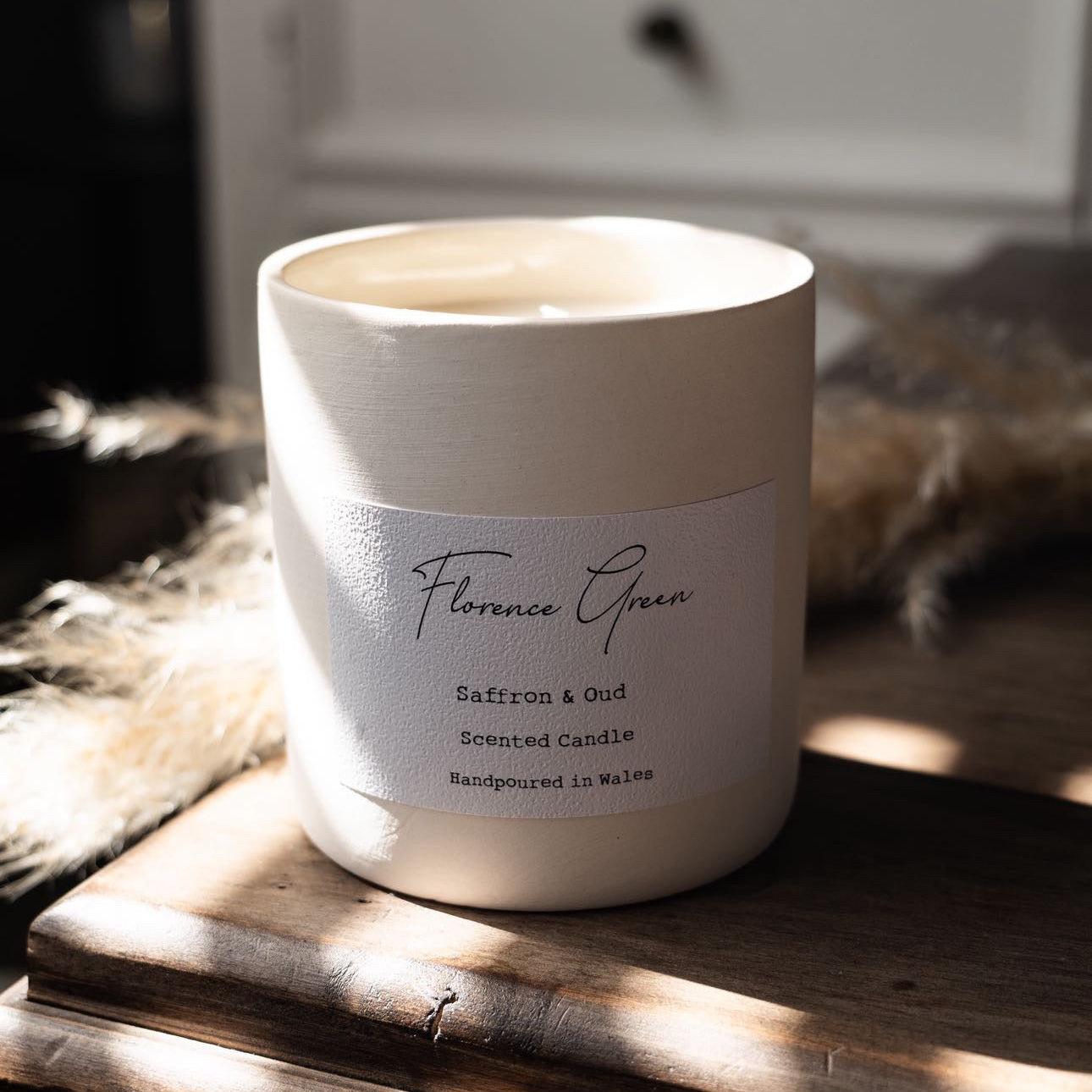 Oud Noir Large Ceramic Candle