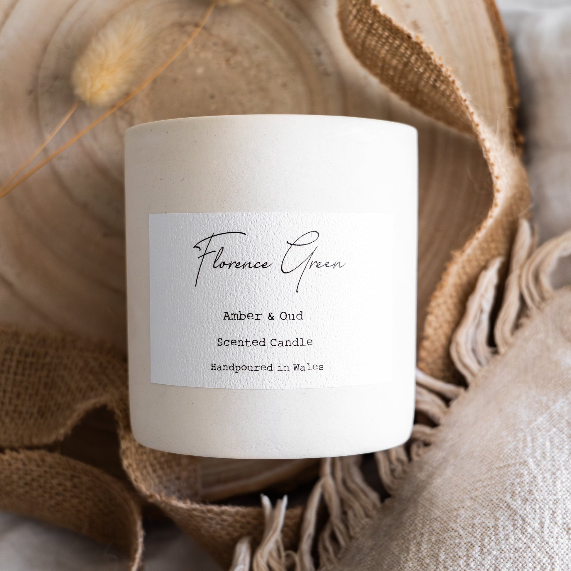 Amber & Oud Large Ceramic Candle