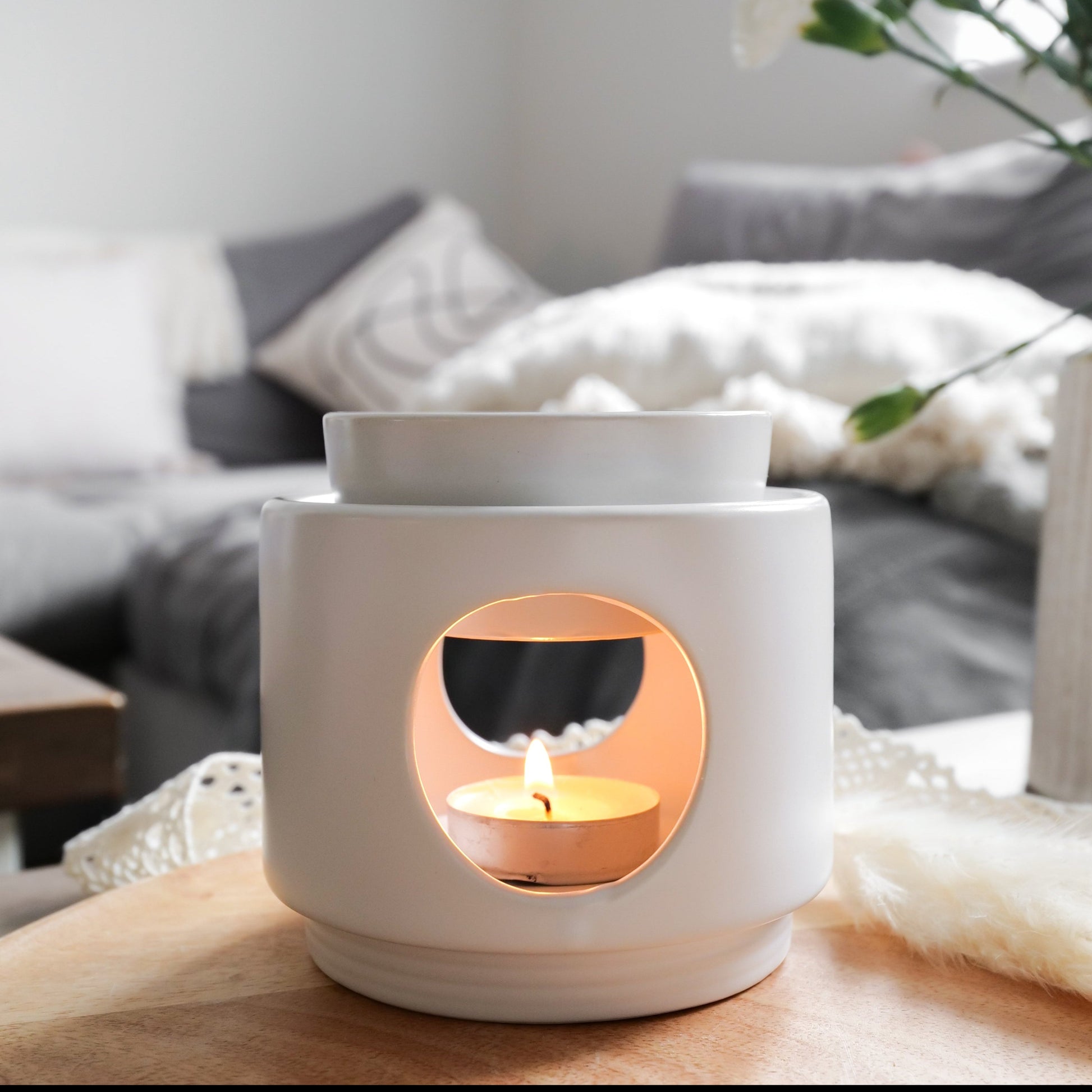 White Ceramic Wax & Oil Burner