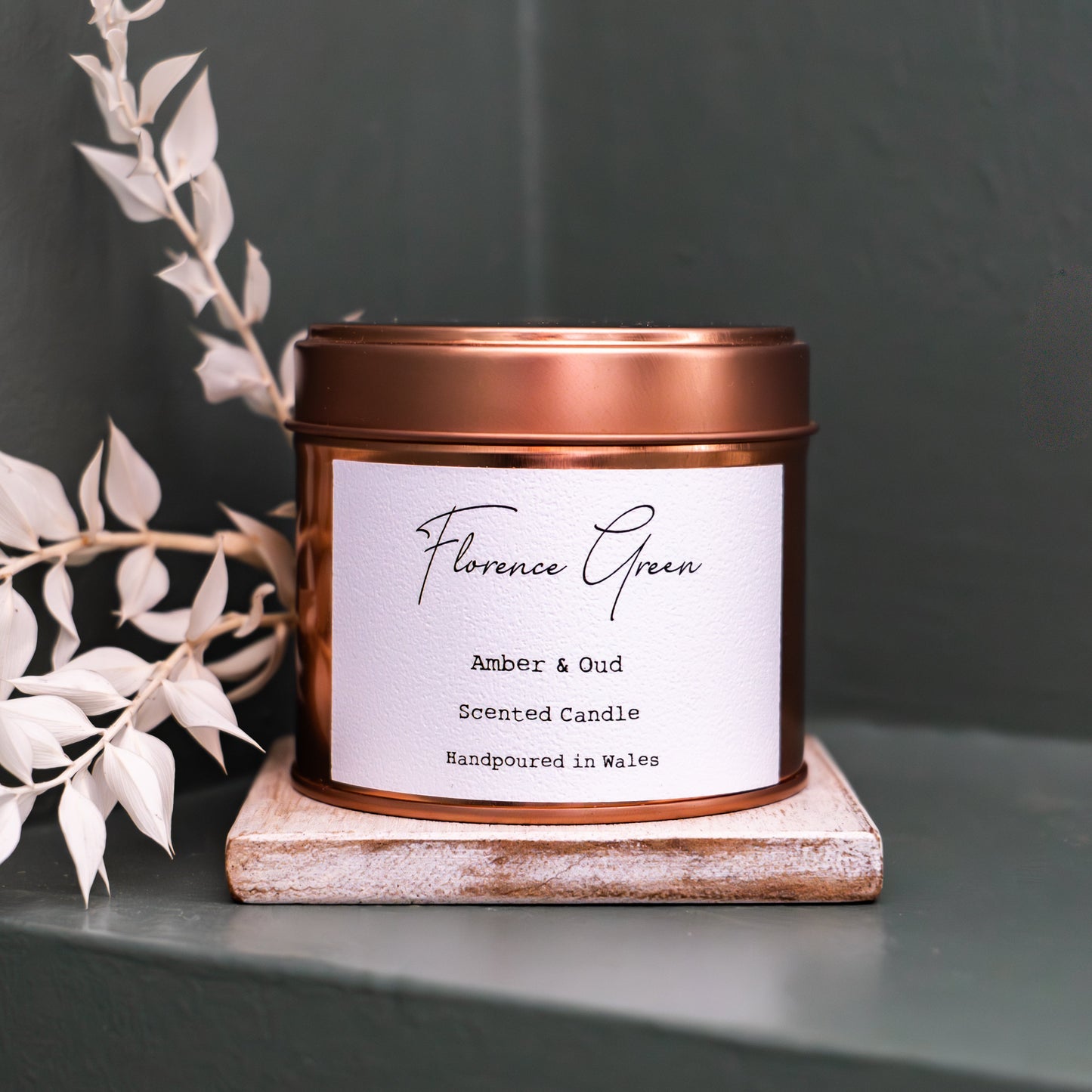 Amber & Oud Medium Tin Candle