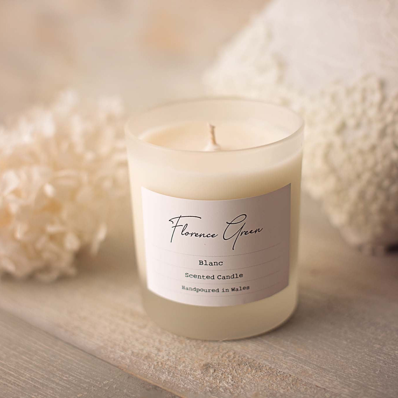 Coconut, Vanilla & Tonka Large Glass Candle